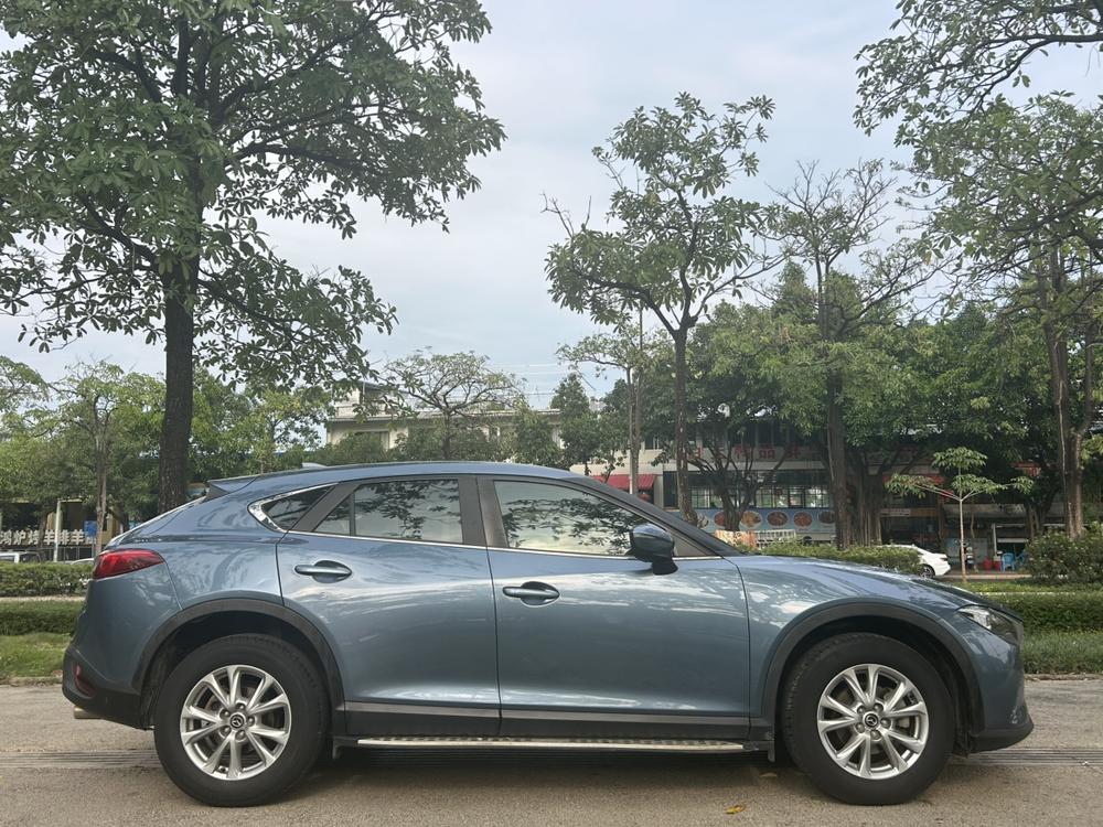 Mazda Mazda CX-4