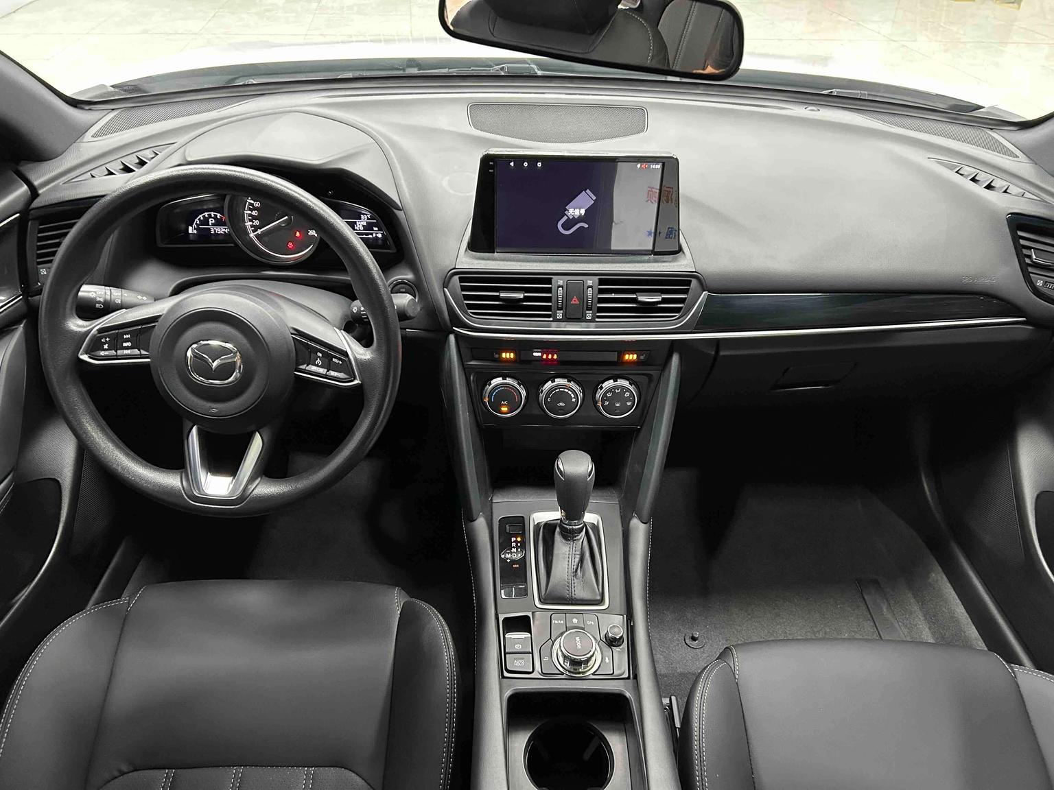Mazda Mazda CX-4