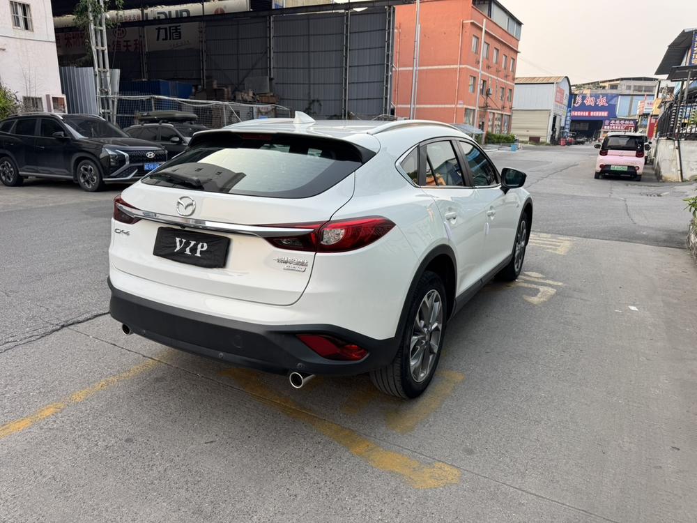 Mazda Mazda CX-4