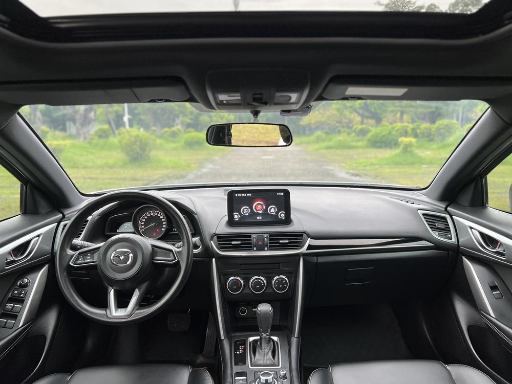 Mazda Mazda CX-4