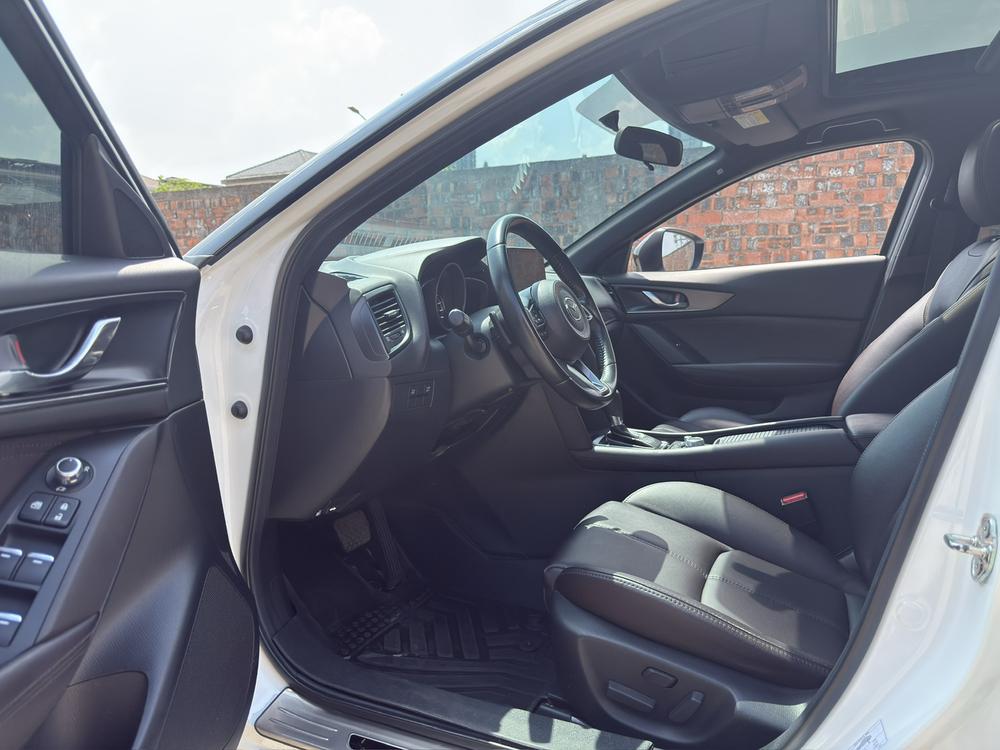 Mazda Mazda CX-4