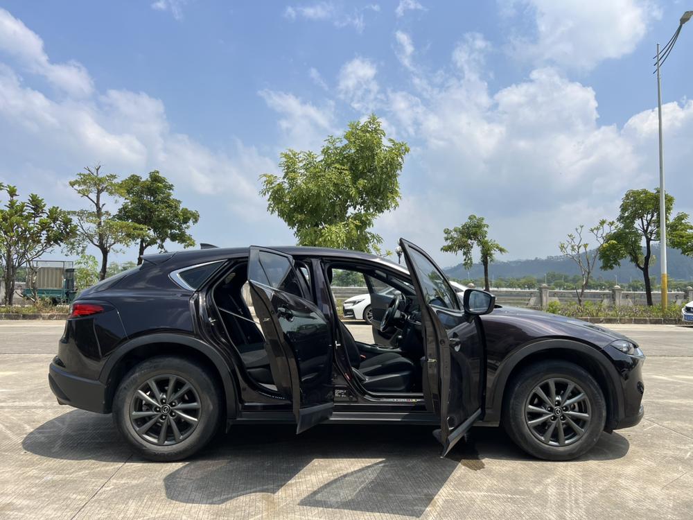 Mazda Mazda CX-4