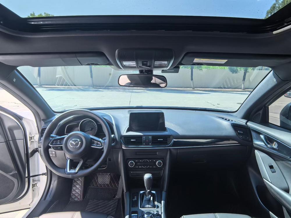 Mazda Mazda CX-4