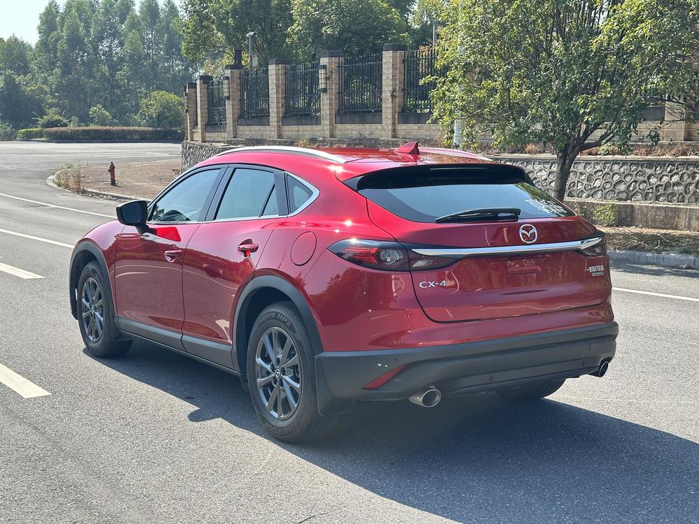 Mazda Mazda CX-4