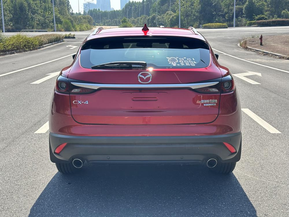 Mazda Mazda CX-4