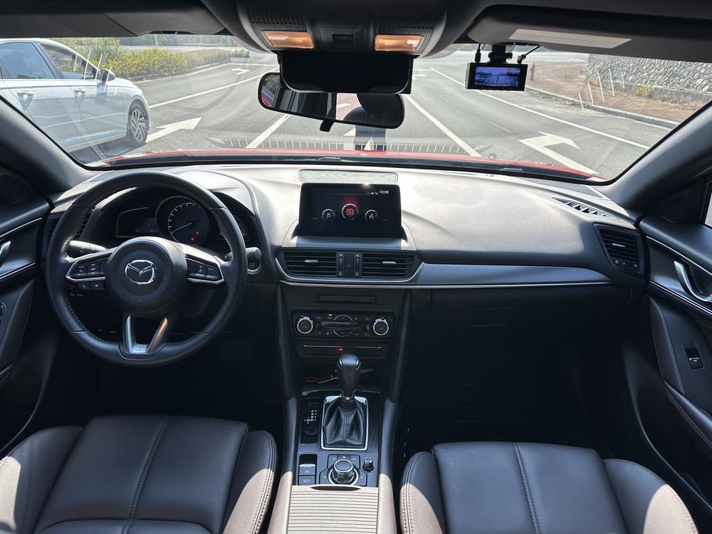 Mazda Mazda CX-4