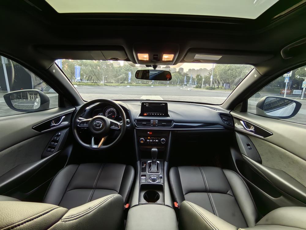Mazda Mazda CX-4