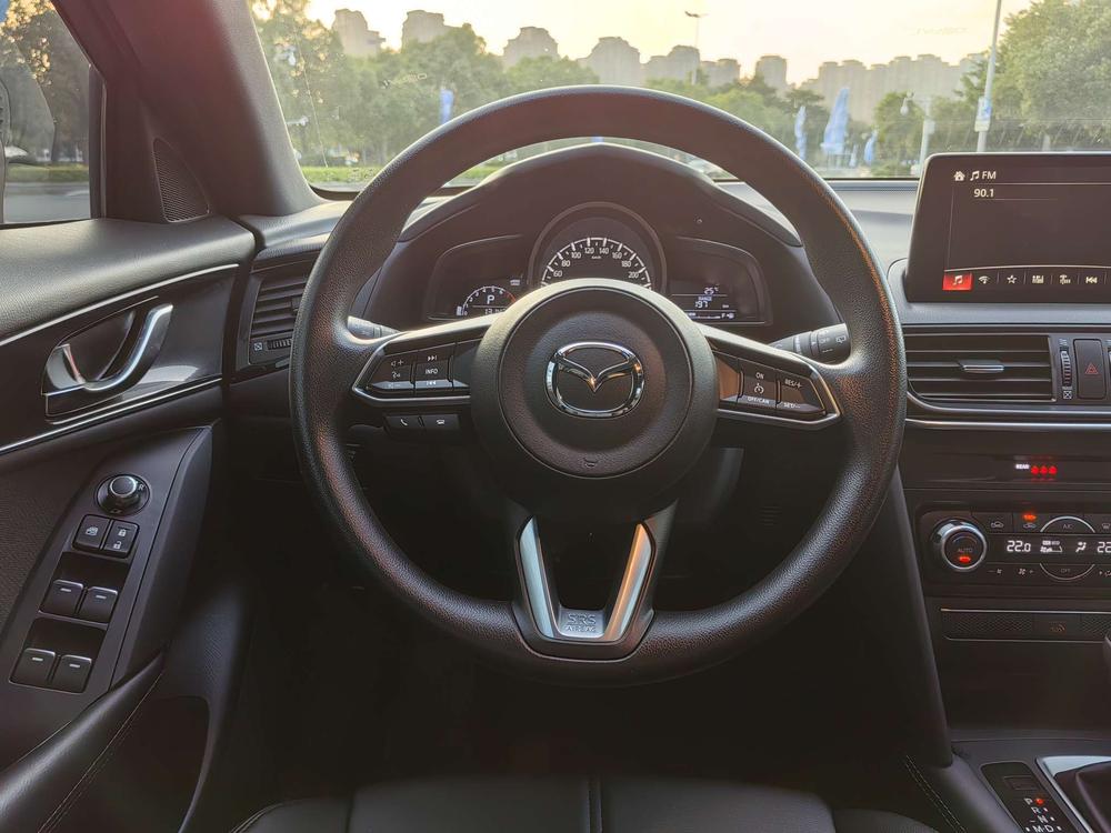 Mazda Mazda CX-4