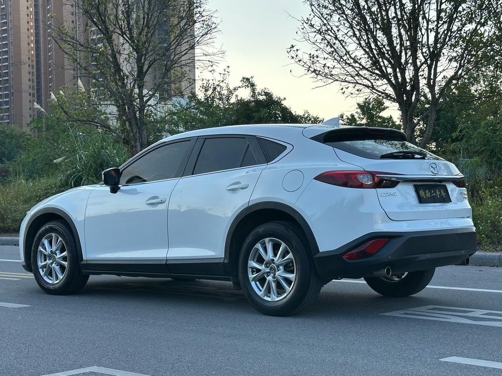 Mazda Mazda CX-4
