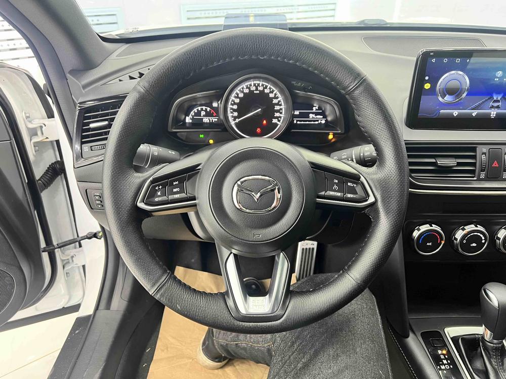 Mazda Mazda CX-4