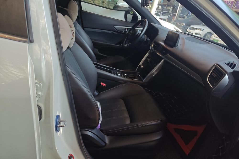 Mazda Mazda CX-4