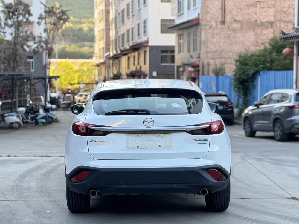 Mazda Mazda CX-4