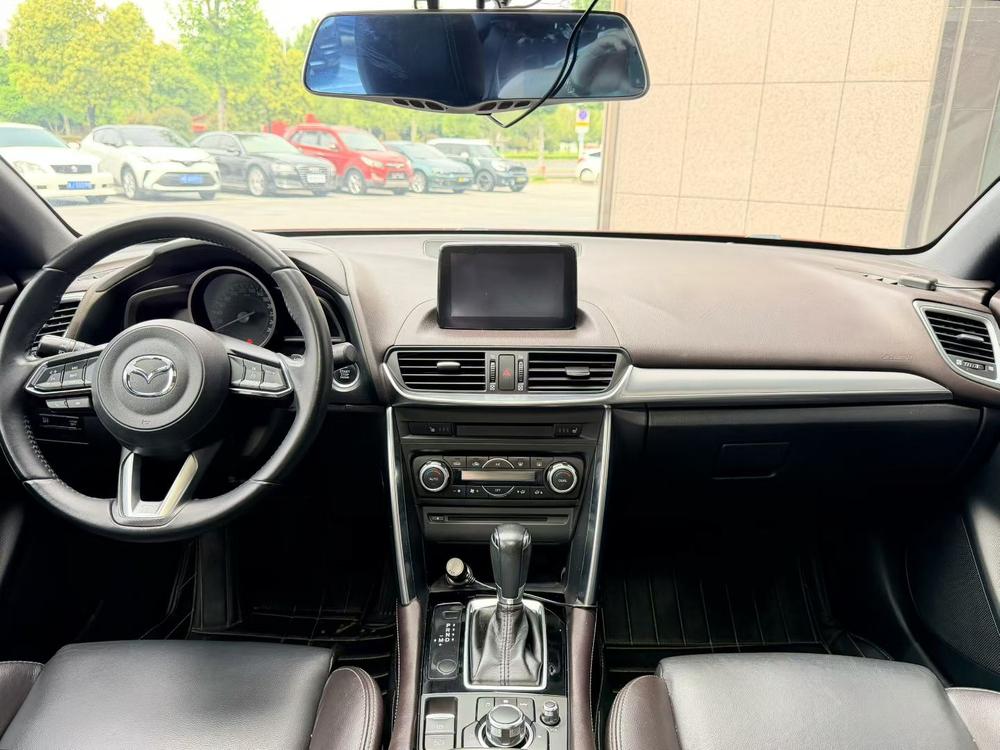 Mazda Mazda CX-4