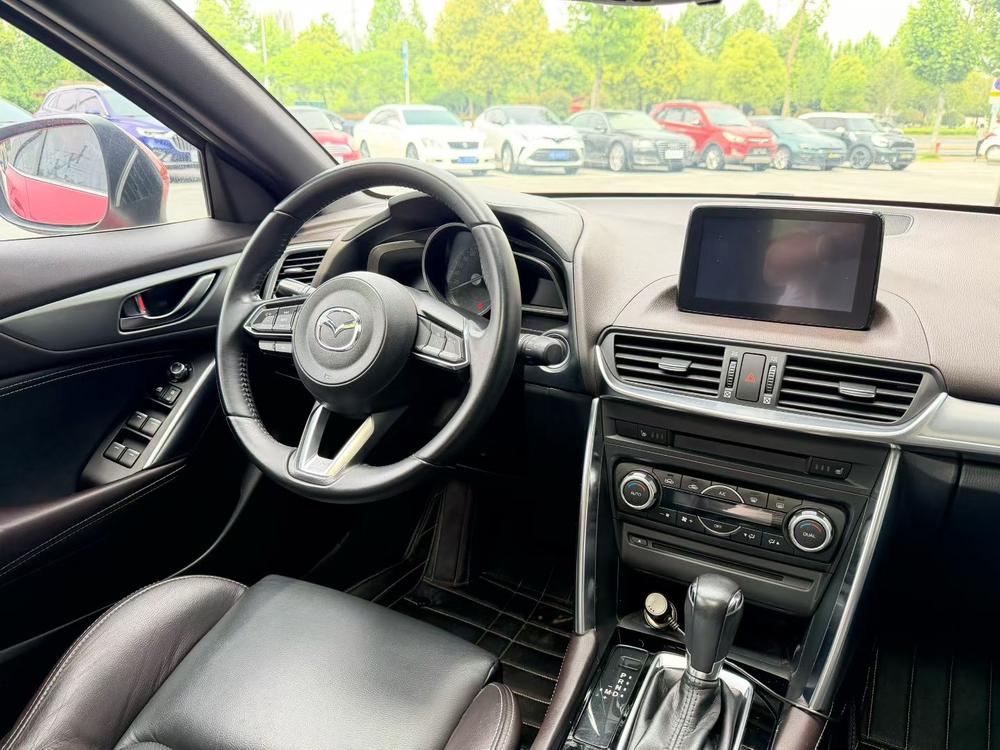Mazda Mazda CX-4