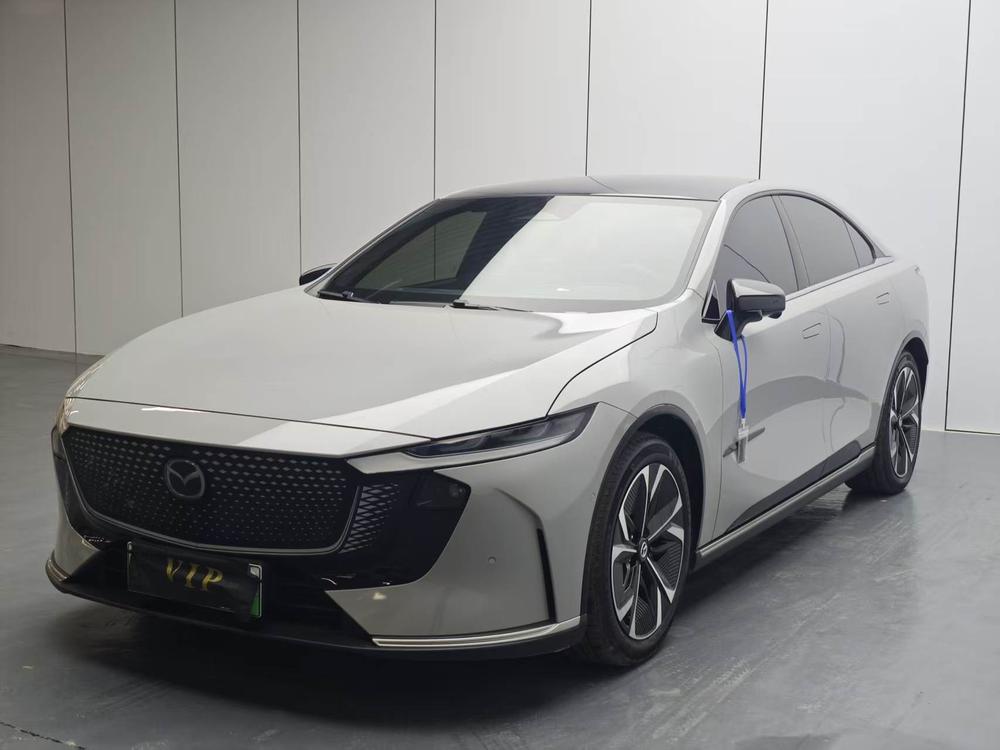 Mazda Mazda EZ-6