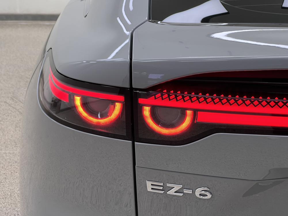 Mazda Mazda EZ-6