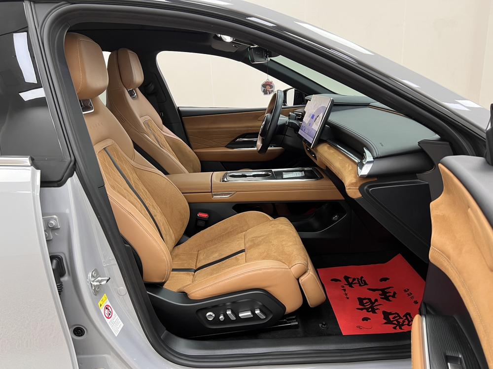 Mazda Mazda EZ-6