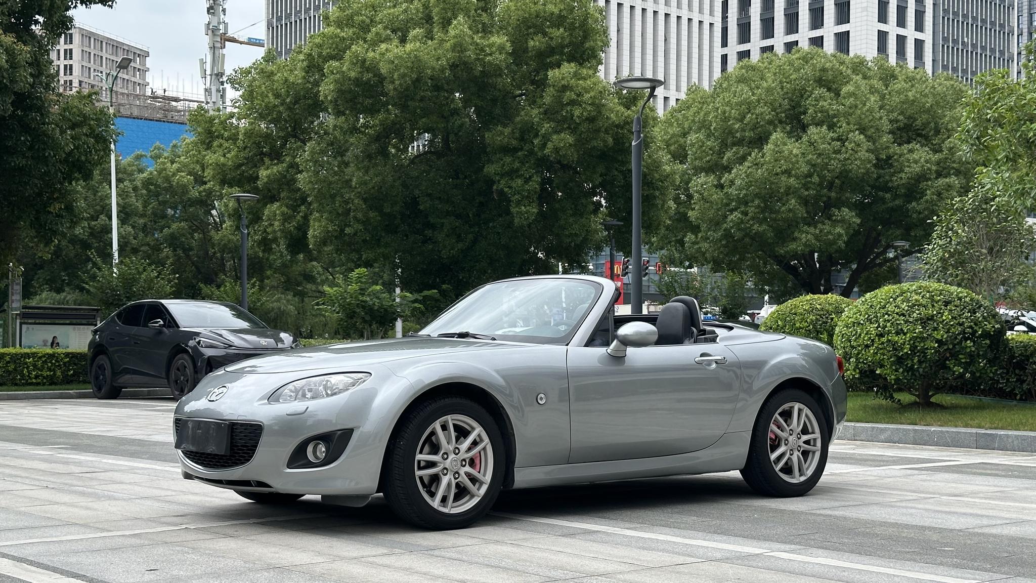 Mazda Mazda MX-5