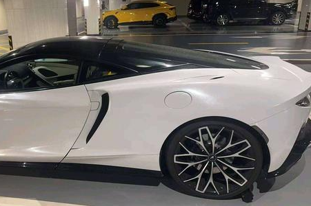 McLaren McLaren GT