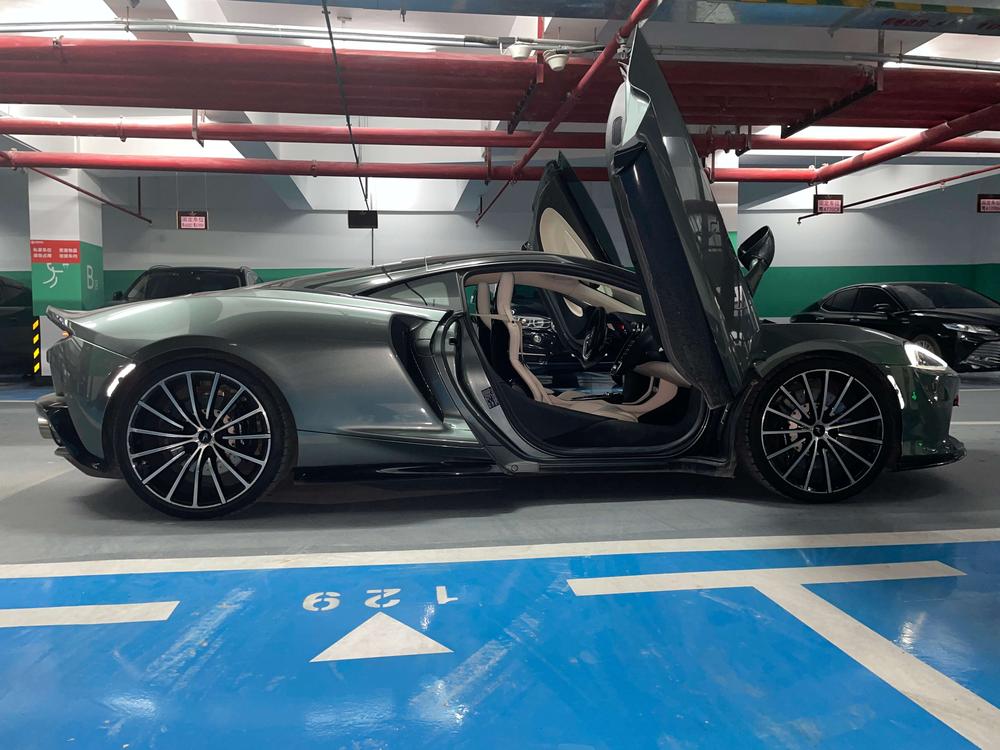 McLaren McLaren GT