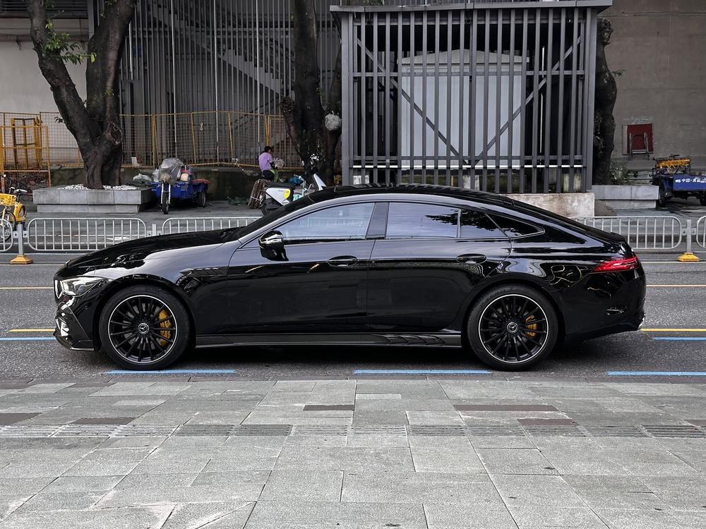 Mercedes-Benz AMG GT