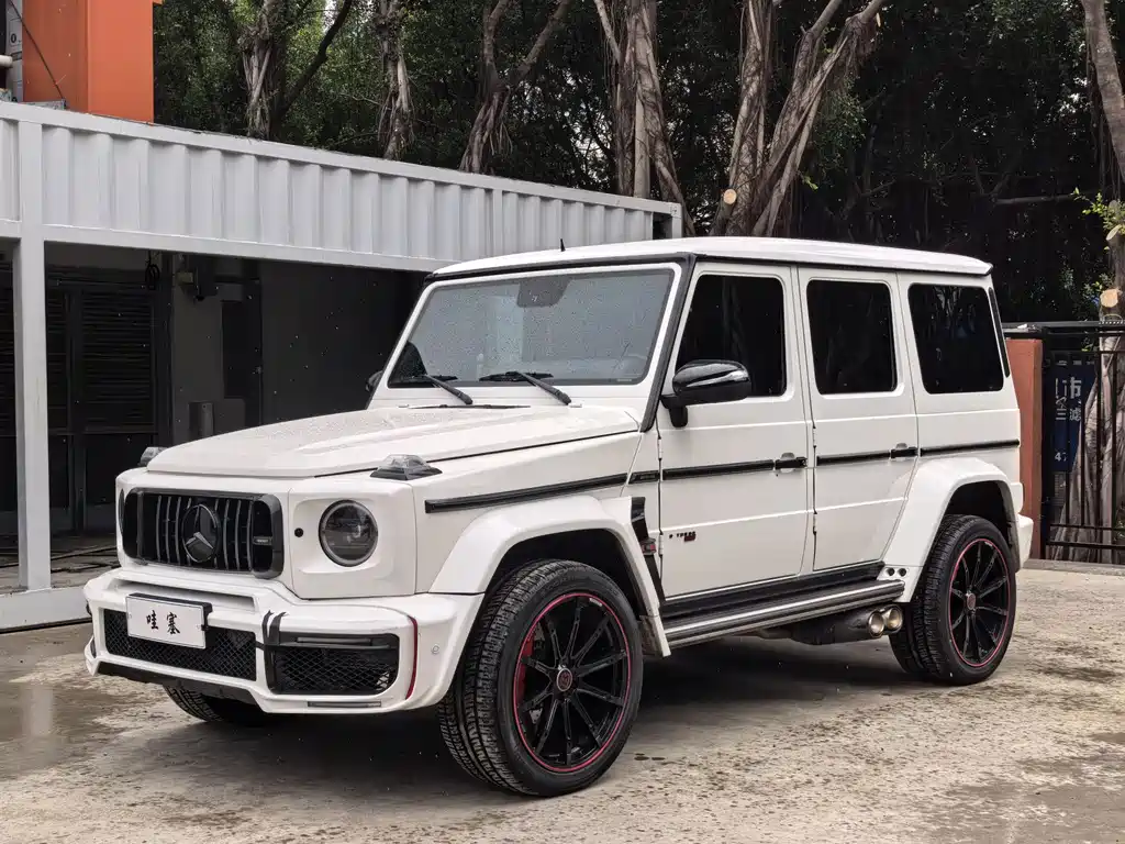 Mercedes-Benz G-Class