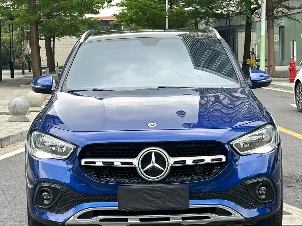 Mercedes-Benz GLA