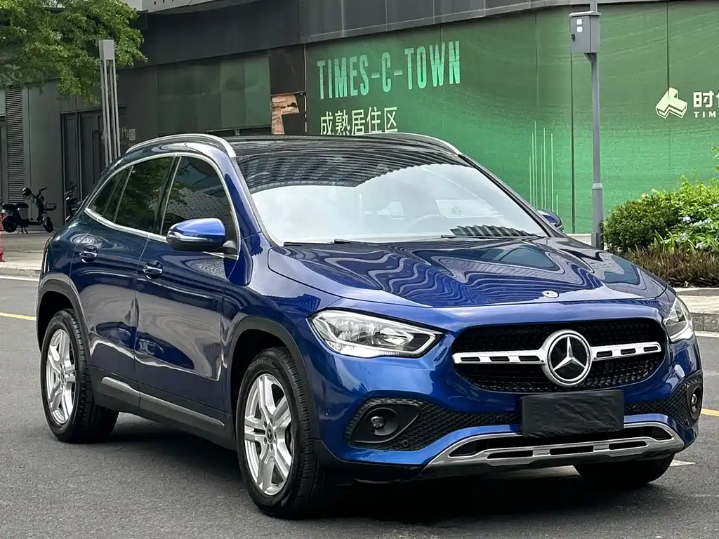 Mercedes-Benz GLA