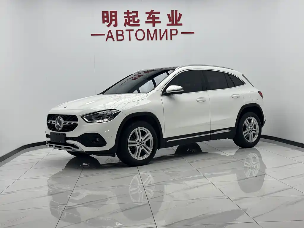 Mercedes-Benz GLA