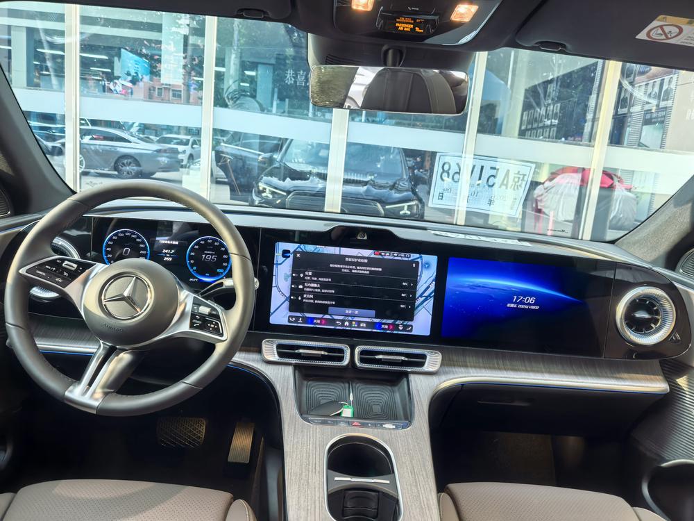 Mercedes-Benz 奔驰GLC EV