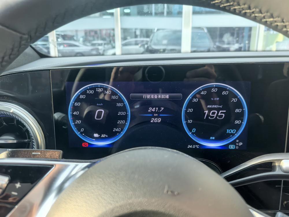 Mercedes-Benz 奔驰GLC EV