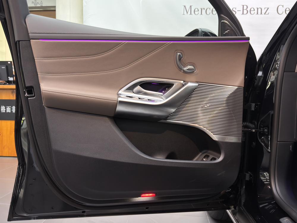 Mercedes-Benz 奔驰GLC EV