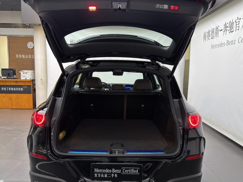 Mercedes-Benz 奔驰GLC EV