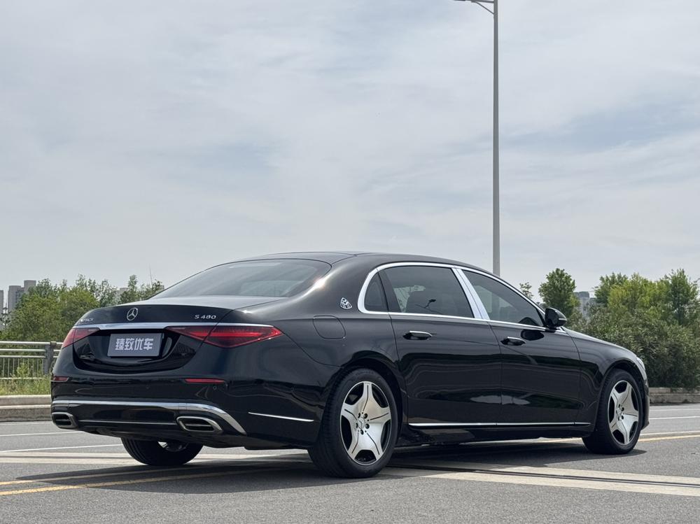 Mercedes-Benz Maybach S-Class