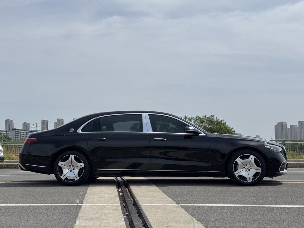 Mercedes-Benz Maybach S-Class