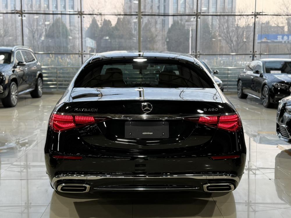 Mercedes-Benz Maybach S-Class