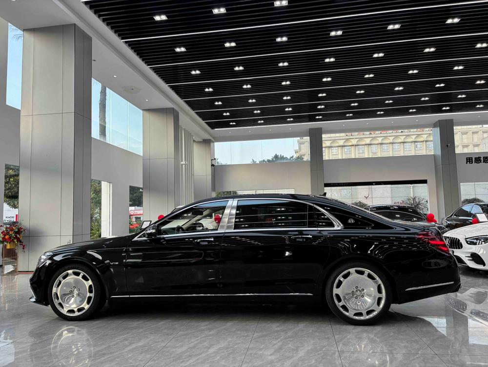 Mercedes-Benz Maybach S-Class