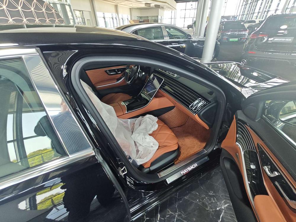 Mercedes-Benz Maybach S-Class