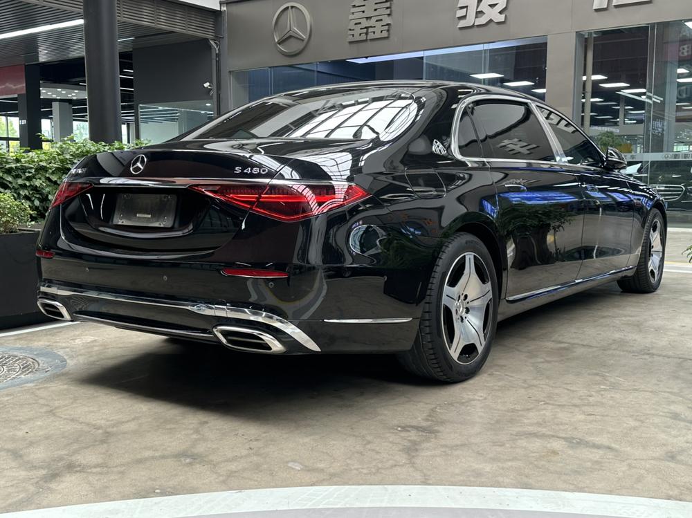 Mercedes-Benz Maybach S-Class