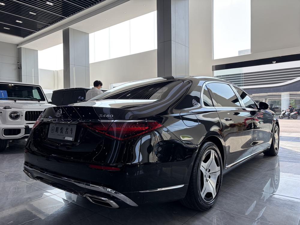 Mercedes-Benz Maybach S-Class