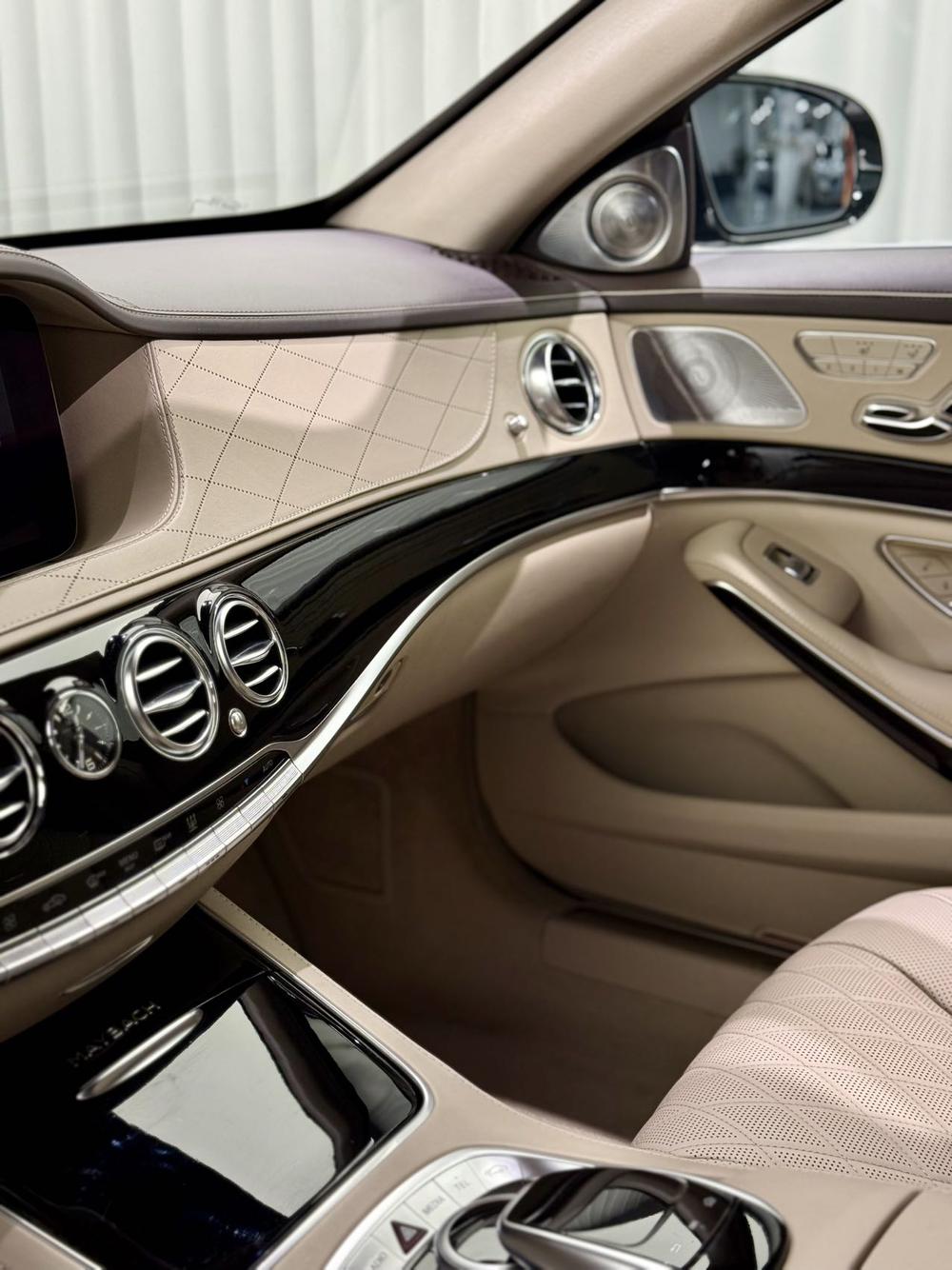 Mercedes-Benz Maybach S-Class