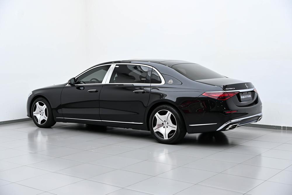 Mercedes-Benz Maybach S-Class