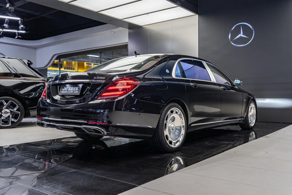 Mercedes-Benz Maybach S-Class