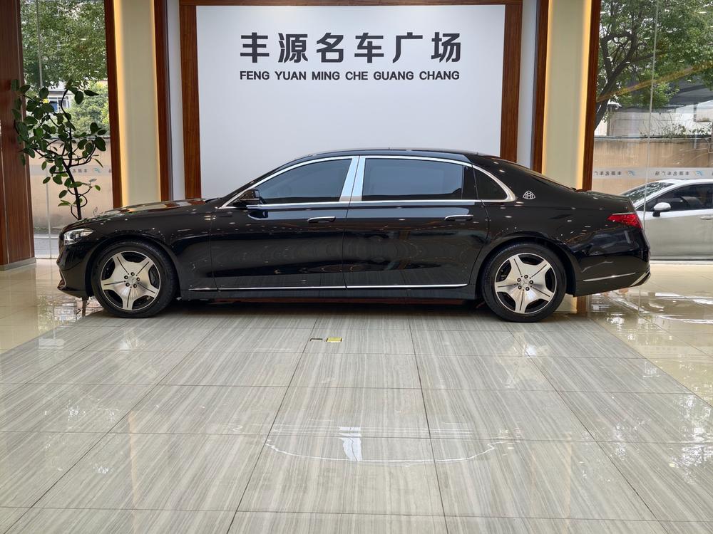 Mercedes-Benz Maybach S-Class