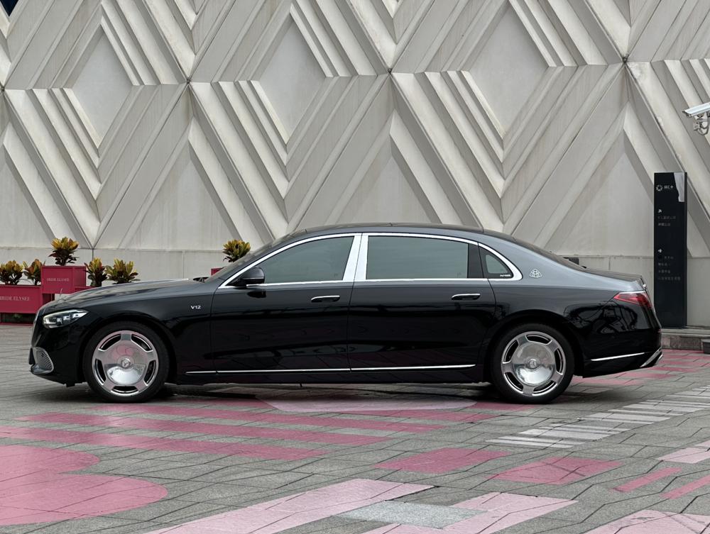 Mercedes-Benz Maybach S-Class