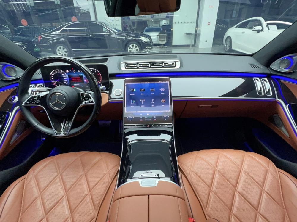 Mercedes-Benz Maybach S-Class