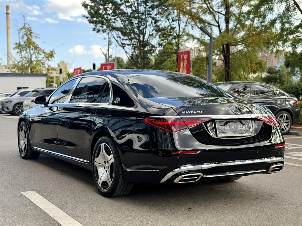 Mercedes-Benz Maybach S-Class