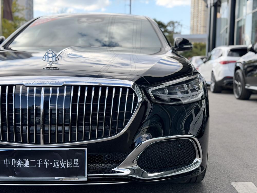 Mercedes-Benz Maybach S-Class