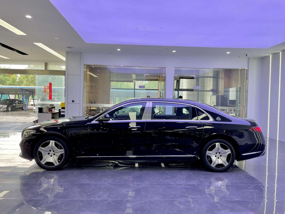 Mercedes-Benz Maybach S-Class