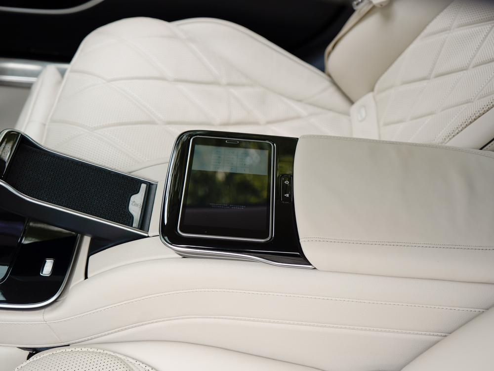 Mercedes-Benz Maybach S-Class